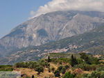 Marathokampos en daarachter het Kerkis (Kerketea) gebergte. - Eiland Samos